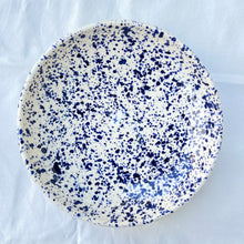 Laden Sie das Bild in den Galerie-Viewer, Gesprenkelte Pastateller