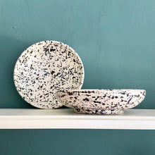 Laden Sie das Bild in den Galerie-Viewer, Gesprenkelte Pastateller