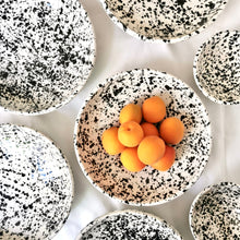 Laden Sie das Bild in den Galerie-Viewer, Gesprenkelte Pastateller
